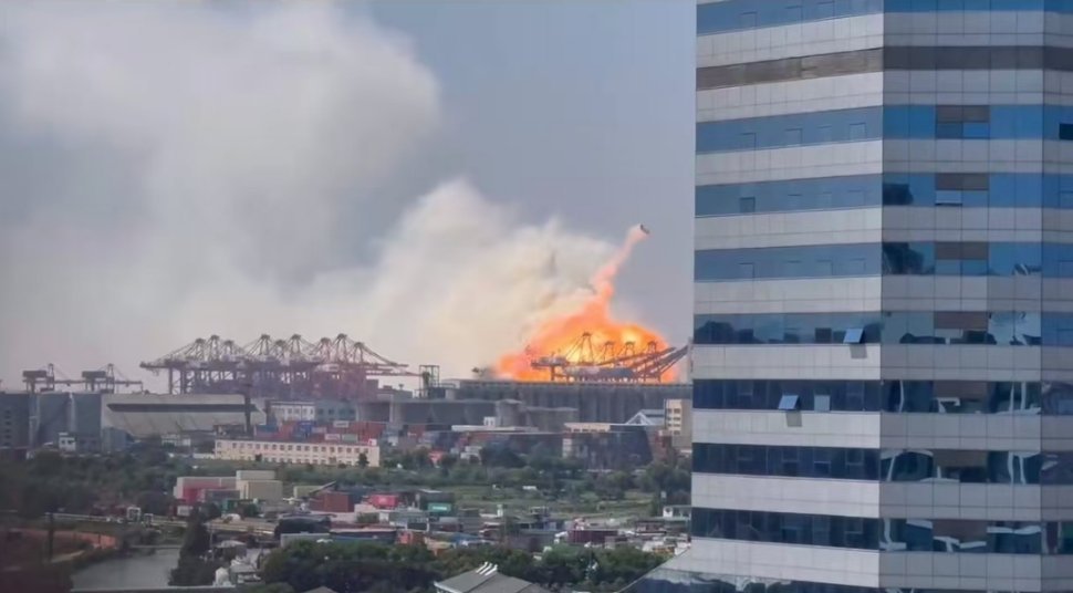 江苏货船起火爆炸事故背后的反思与启示，三死一失联的悲剧警示