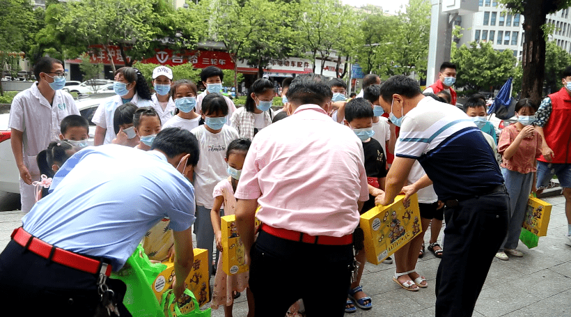 妈妈购物清单与儿子的医学知识之旅，一场意外的知识盛宴